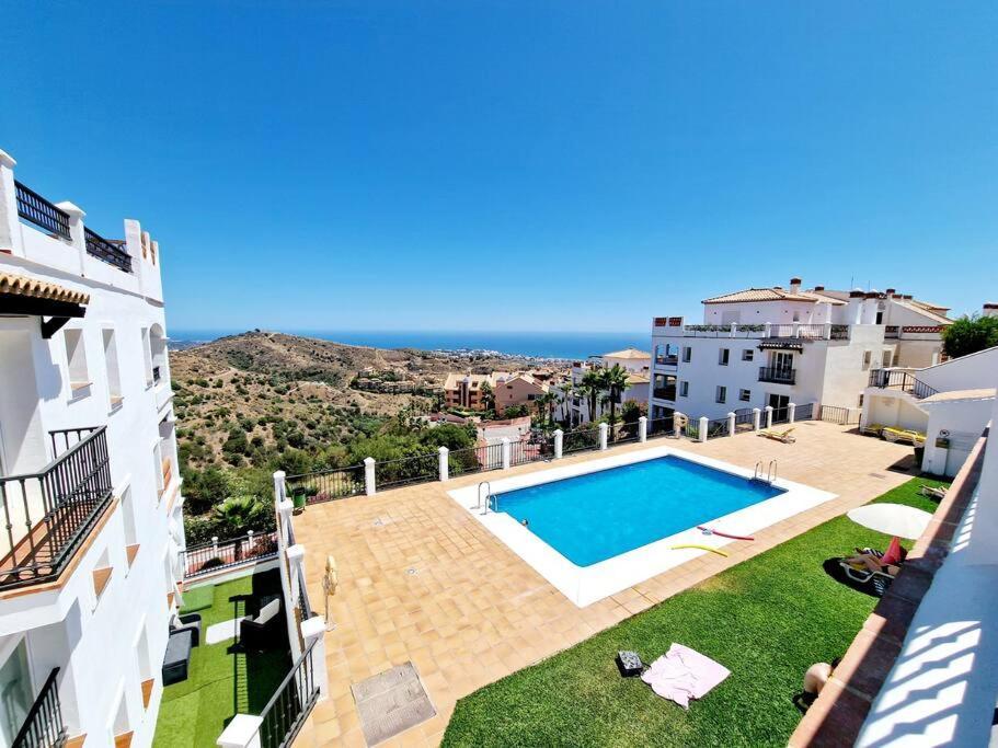 Las Palmeras Seaviews Mijas Exterior photo